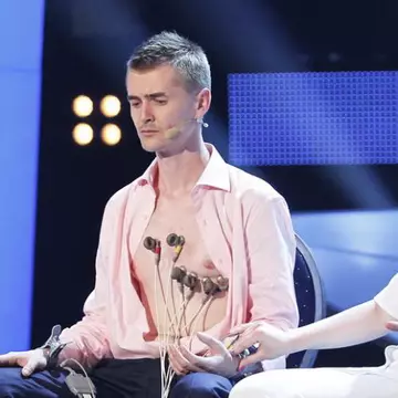 EXCLUSIV | Cristian Gog a GREŞIT! Uite cum a dus de nas pe toată lumea! Trucul care îl dă de gol!  Mai mult: EXCLUSIV | Cristian Gog a GREŞIT! Uite cum a dus de nas pe toată lumea! Trucul care îl dă de gol! - Vedete de la noi | Libertatea.ro