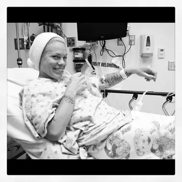 Pink, internată în spital cu gastroenterită