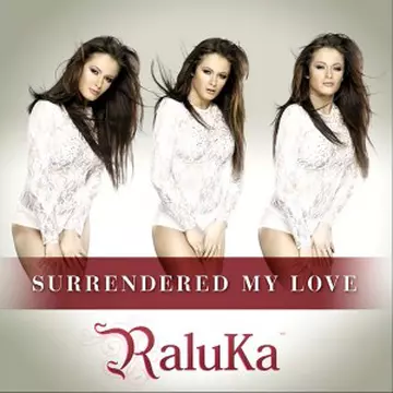 Premieră! Videoclip Raluka – “Surrendered My Love”!