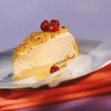 Tort de ananas şi cocos