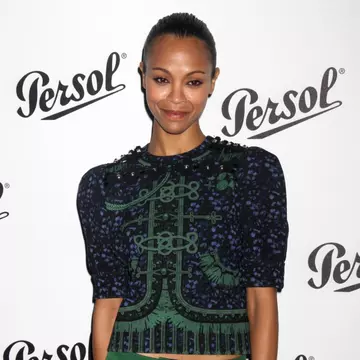 Foto: Uite cât de bine îi stă lui Zoe Saldana în Louis Vuitton, de sus până jos!