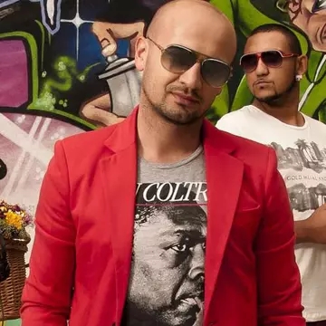 Single şi videoclip nou Sasha Lopez – “Everybody Feels Alright”