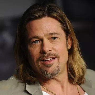 E unul dintre cei mai frumoşi şi mai doriţi bărbaţi din lume, dar cum arată fratele lui? Doug PITT e la un click distanţă | VIDEO