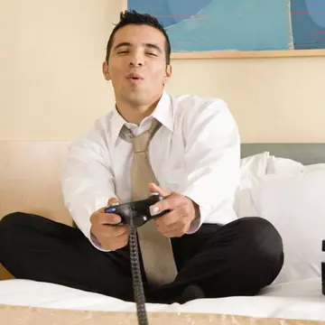 Bărbatul copil, ce te faci cu el?