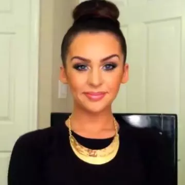 Video: Cum să-ţi faci singură un coc elegant