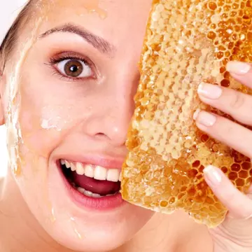 Frumuseţe: 5 loţiuni de faţă ieftine şi simplu de făcut acasă