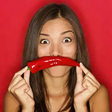 Diete extreme: Tu poţi trăi mâncând aşa ceva?