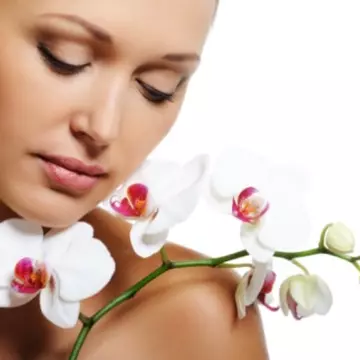 Frumuseţe: Terapii cu pietre  preţioase