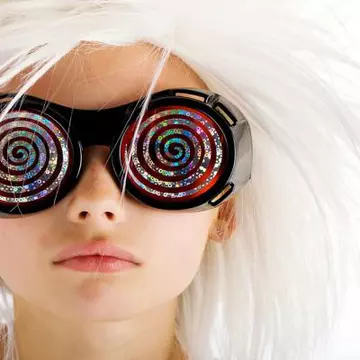 Invenţii bizare: Top 3 cele mai ciudate obiecte