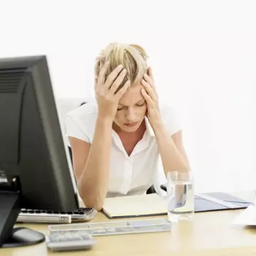 Situaţie de urgenţă: Primul-ajutor în caz de excese