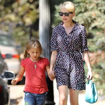 Michelle Williams, o mamă model