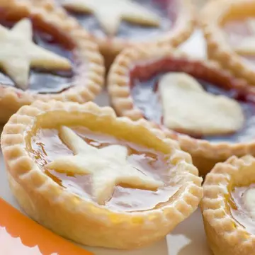 Mini-tarte cu mere și migdale