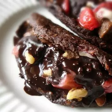 Reţete raw: Tacos de ciocolată cu îngheţată de banane fără foc