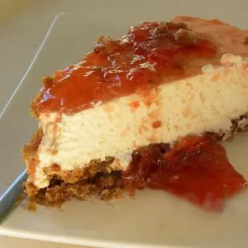 Reţete raw: Cheesecake de gutui fără foc