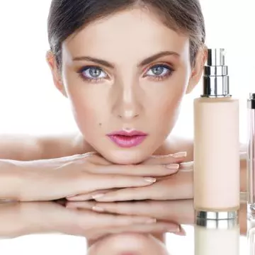 CONCURS: Citeşte unica.ro şi câştigă un set de produse cosmetice!