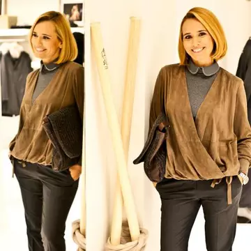 Andreea Esca scrie poezii pe Facebook. Vezi ce a postat vedeta 