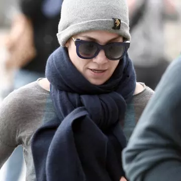 Poze paparazzi: Jennifer Lopez şi Casper la jogging pe stradă