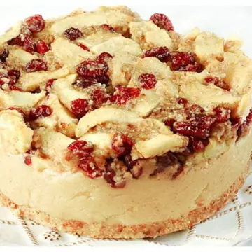 Reţete raw: Mini cheesecakes cu mere şi merişor fără foc