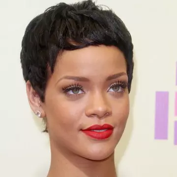 MTV Video Music Awards: Vezi care sunt câştigătorii din 2012