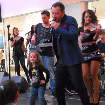 Ştefan Stan, impresionat până la lacrimi de Daria, o fetiţă cu autism