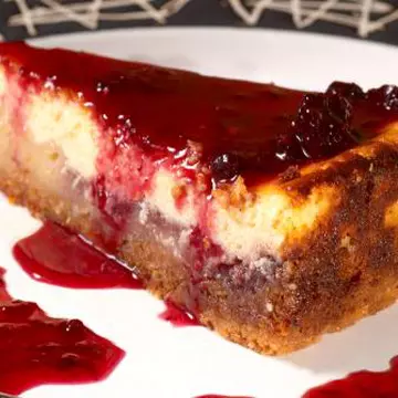 Reţete delicioase: Cheesecake cu dulceaţă de merişor