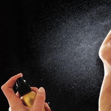 Inedit: 5 situaţii în care este obligatoriu să-ţi schimbi parfumul