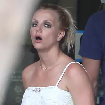 Britney Spears, la un pas de o nouă criză nervoasă din cauza nunţii lui Justin Timberlake