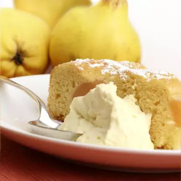 DESERT: Tartă cu gutui 