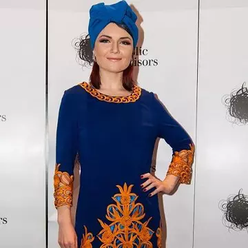 Poze: Uite cum s-a îmbrăcat Alexandra Ungureanu pe covorul roşu. Îţi place?