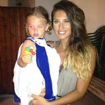 Antonia s-a DESPĂRȚIT de SOȚUL EI! BOMBA care a stârnit REACȚII pe Facebook