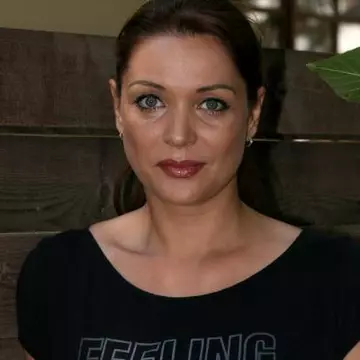 Cazul Eugenia Şerban: Silicoanele mamare au distrus o vedetă!