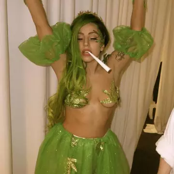 Scandalos! Uite cum a petrecut Lady Gaga de Halloween!
