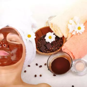 Piele perfectă: Răsfăţ cu măşti naturale din cafea