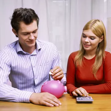 Financiar: Cum vorbeşti despre bani cu iubitul tău?