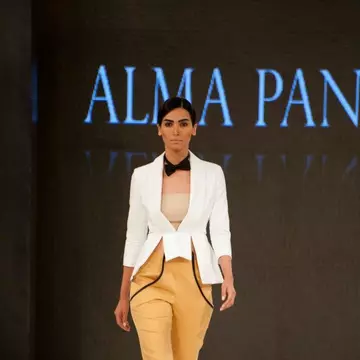 Alma Panţuru: De la stewardesă la designer!