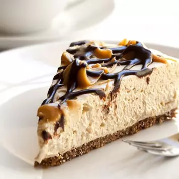 DESERT: Cheesecake caramelizat