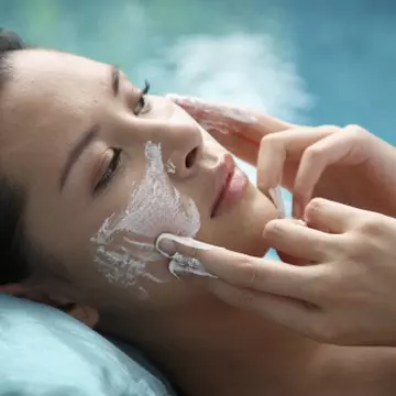 Frumuseţe: Cum să ai un ten perfect la orice vârstă