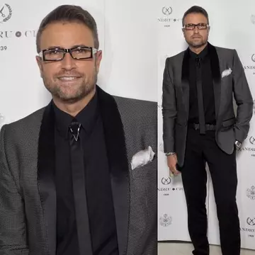 Cătălin Botezatu, cuceritor la un eveniment monden. Uite cine l-a însoţit!