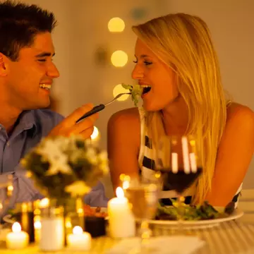 IDEI DE VALENTINE'S DAY: Cele mai drăguţe localuri pentru Ziua Îndrăgostiţilor