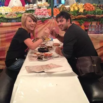 Delia Matache, vacanţă în Maroc. Uite la ce restaurant "de lux" au mâncat!