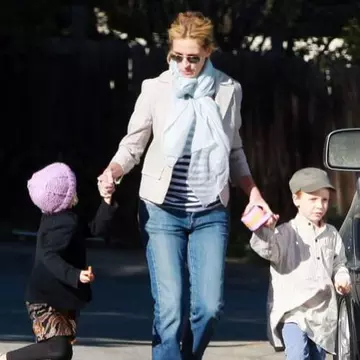 Gemenii Juliei Roberts au vrut să-și surprindă mama. În schimb au şocat-o