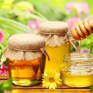 Ce beneficii are mierea în creşterea sănătoasă a copiilor