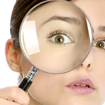 Chirurgia estetică: Ce faci dacă ai pleoapele căzute?