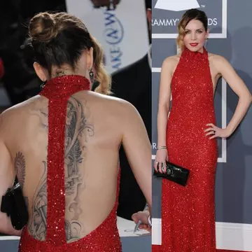 Poze: 3 rochii roşii superbe la premiile Grammy 2013