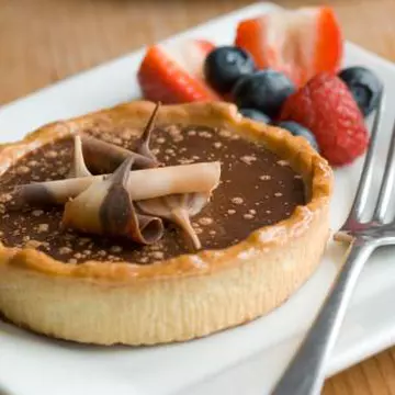 DESERT: Tartă cu ciocolată