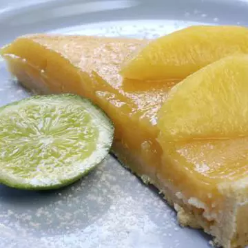 DESERT: Tartă cu cremă de lămâie