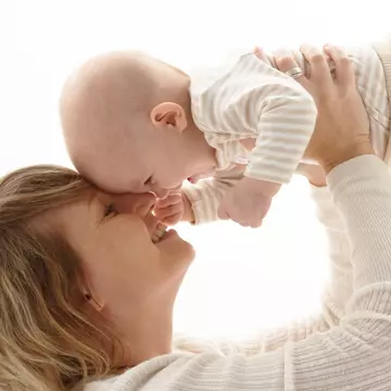 Şi tu puteai fi victima traficului de ovule. Află de ce!