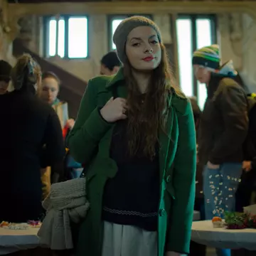 (VIDEO) Bazarul cu lucruri gratis din Bucureşti şi Braşov!