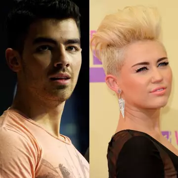 De ce e Miley Cyrus furioasă pe ziarişti