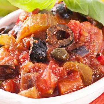 Slăbeşte în Post: Caponata siciliană cu vinete şi măsline